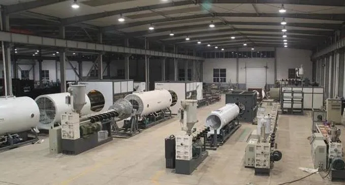 Computerized Control HDPE Outer Protective Pipe Production Line with Effective Thermal Insulation and Dust-Free Planetary Cutting 0