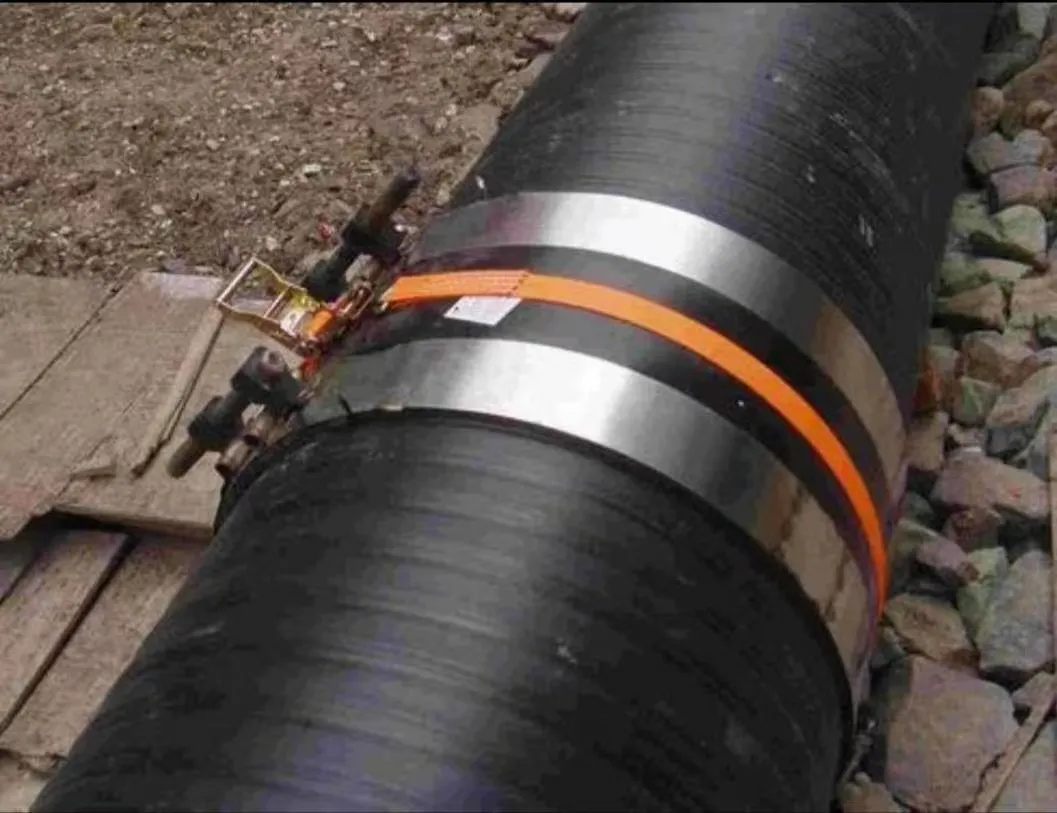 Equipo de tubería de enrollamiento en pared hueca de HDPE con extrusora de tornillo único de diámetro de 300-1200 mm y control PLC de Siemens 1