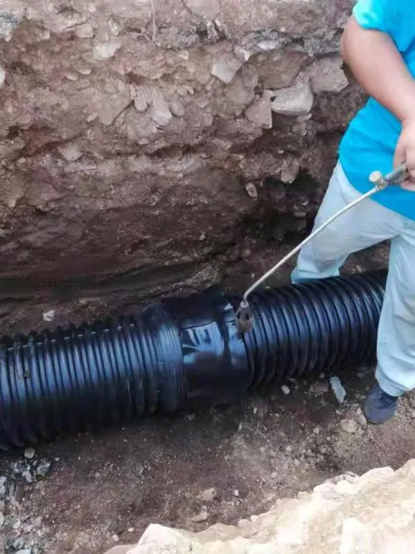 Γραμμή Παραγωγής Σωλήνων HDPE Κοίλου Τοιχώματος με εύρος σωλήνων 200-3000mm και έλεγχο Siemens PLC για σωλήνες με δομή κοίλου τοιχώματος 1