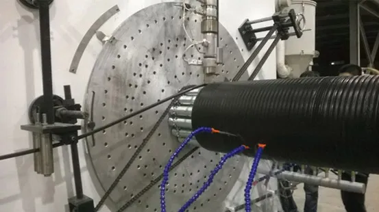Γραμμή Παραγωγής Σωλήνων HDPE Κοίλου Τοιχώματος με εύρος σωλήνων 200-3000mm και έλεγχο Siemens PLC για σωλήνες με δομή κοίλου τοιχώματος 3