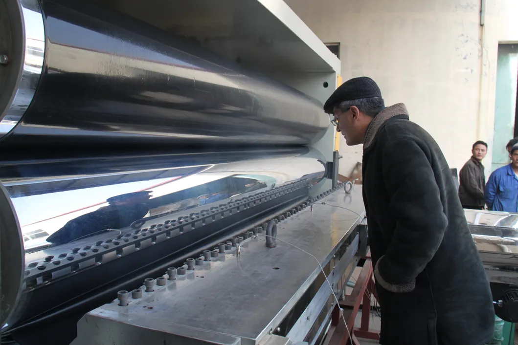 PE/PP/PS/HIPS/ABS/PVC Automatic Plastic Sheet Board Extrusion Extruder Making Machine