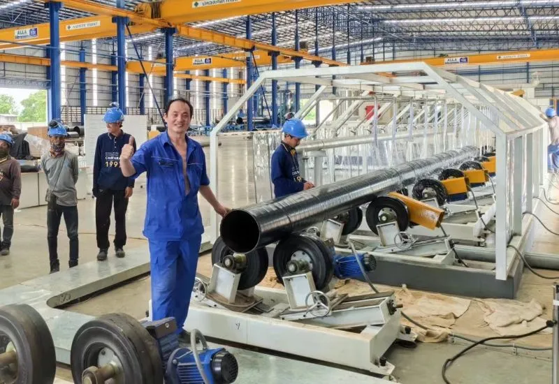 Automatyczna maszyna do cięcia rur z tworzyw sztucznych do linii produkcyjnej rur izolacyjnych 6