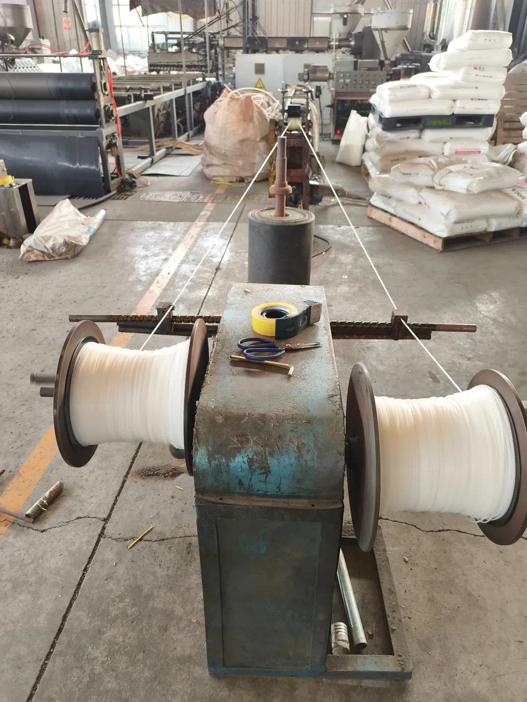 PP PE PVC Plastic Pipe Welding Rod / Welding Filaments 2