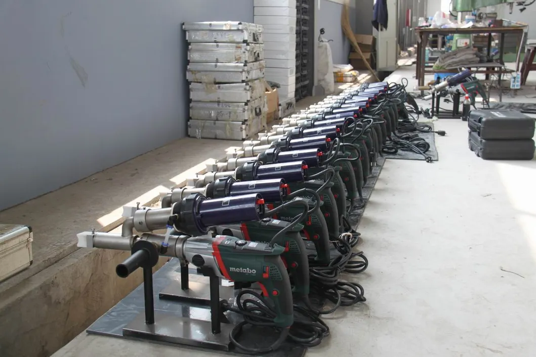 Plastic Welding Gun Machine / Extruder Motor Power 1100W Hand Welding 1
