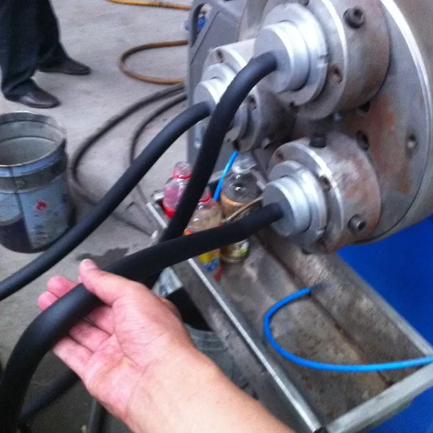Fully Automatic Rubber Foam Pipe Production Line 500-1000kg/h 4