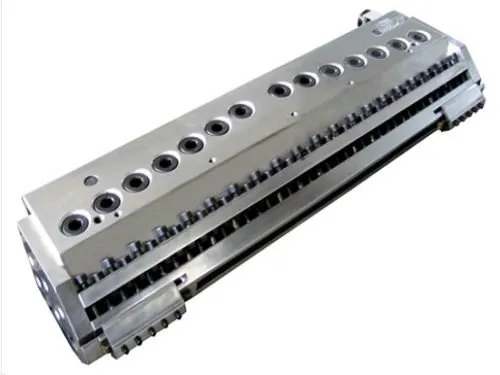 دستگاه اکستروژن ورق پلاستیکی PE PP اتوماتیک با عرض 800-1600 میلی‌متر 1