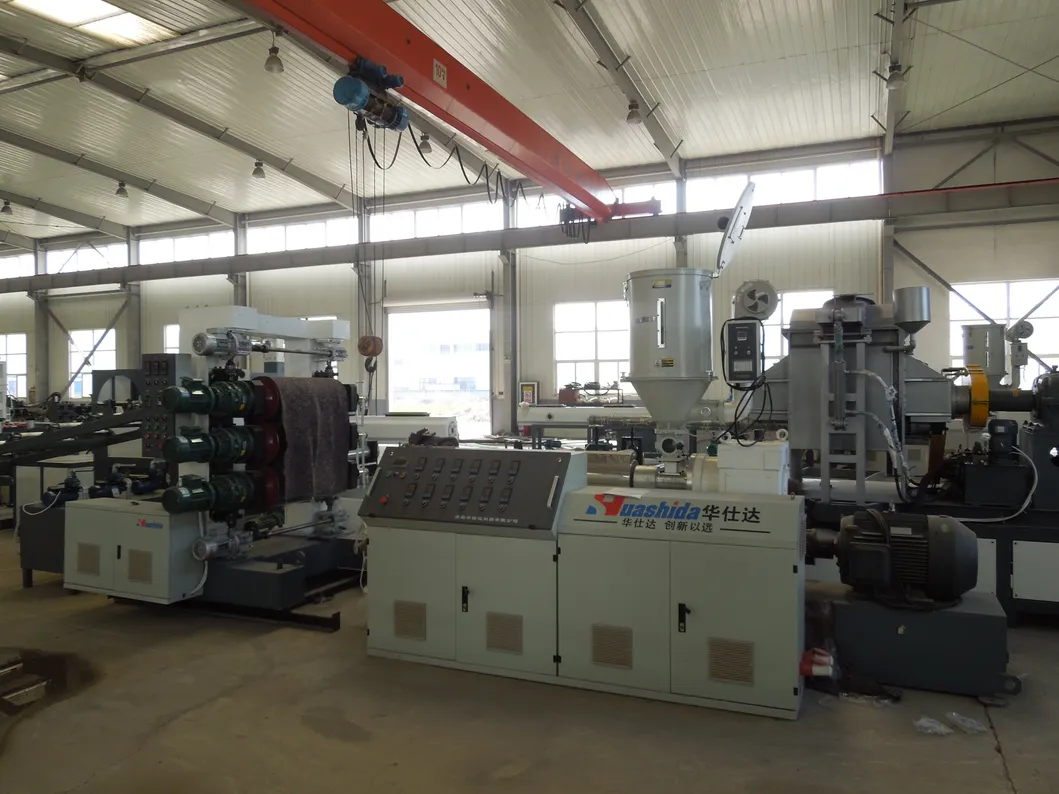 Single-Screw PE PP PVC Sheet Extruder Machine 250-800 kg/h 1