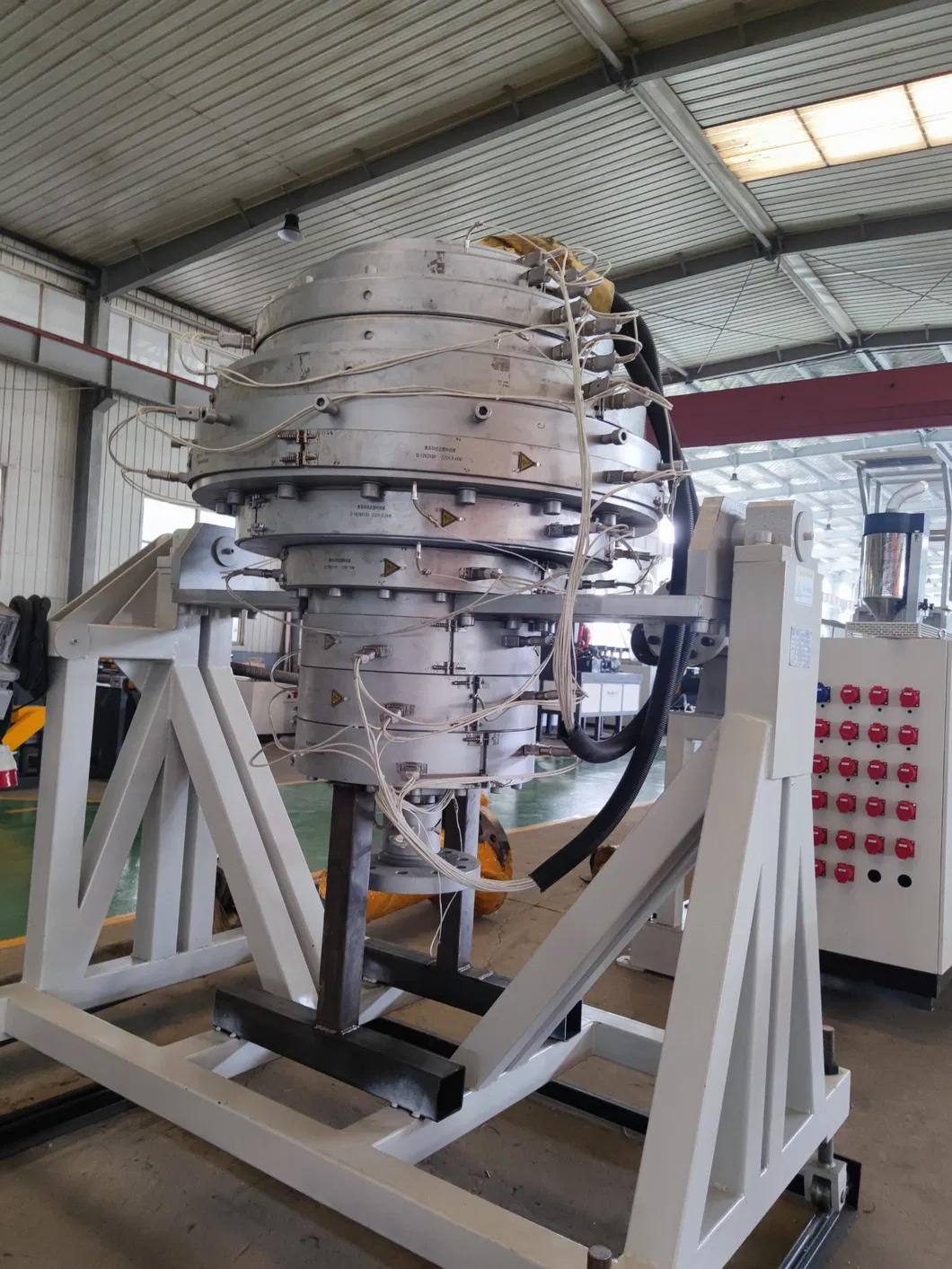 New HDPE Outer Protective Shell Extrusion Line for Energy Supply Pipe with High Strength 3