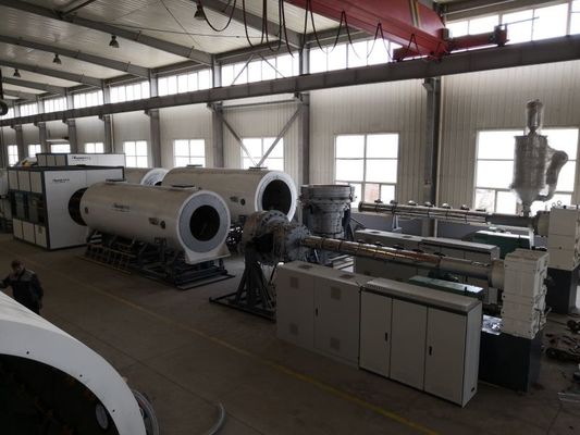 Vacuum Calibration Pipe Extrusion Machine PE Pipe Extrusion Line 1000-1500m/H