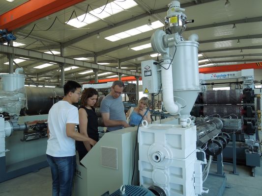 Water Cooling Single Screw Extruder Plastic Sheet / Board Extrusion Line 100-1000kg/H