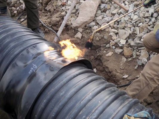 Pre Insulation Pipe Joints PE Ageing Resistant Heat Shrinkable Tape