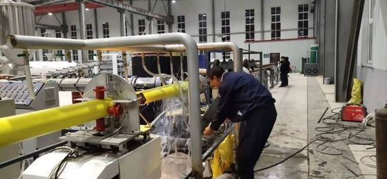 Continue Flexible PU Foaming Yellow Jacket Insulation Pipe Machine HDPE / PP Extruder