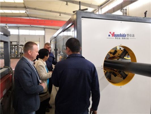 خط معايرة الفراغ التي تسيطر عليها PLC لأنابيب غلاف HDPE 655-1380 مم مع كفاءة عالية