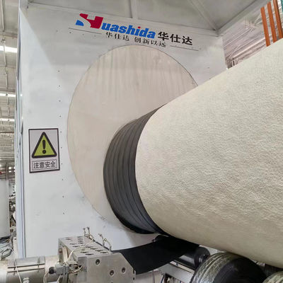 Macchina per la produzione di tubi in acciaio preisolati a controllo automatico PLC per tubi isolanti di grande diametro con rimozione della polvere conforme agli standard ambientali
