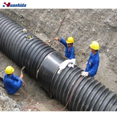 Machine à manches automatiques de rétrécissement thermique pour les connexions de joints de ruban adhésif anti-corrosion de tuyaux en PE