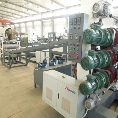 Geavanceerde Veld 3lpe voorgeïsoleerde HDPE-pijpleiding  krimpkousverbindingen  Warmtekrimpkousmachine 


 