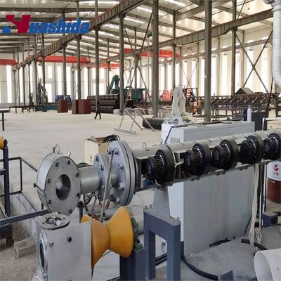Sản xuất liên tục ống cách nhiệt polyurethane một bước cho vận chuyển dầu