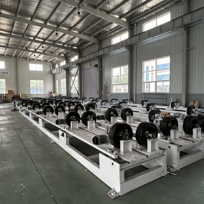 Automatische productielijn voor 3LPE-laagbuizen met Sa2,5-reinigingsniveau voor 20 mm - 1420 mm staalbuizen tegen corrosie