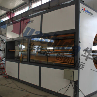 Productielijn voor HDPE-polyurethaanschuimbuizen met vacuümkalibratiemethode en Siemens PLC-besturing voor het maken van 48-2000mm voorgeïsoleerde stalen buizen