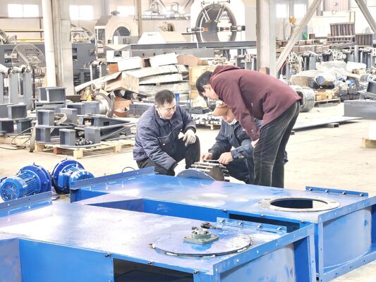 HDPE Polyurethane Foam Jacket Pipe Production Line with Vacuum Calibration Method and Siemens PLC Control for 48-2000mm Pre-insulated Steel Pipe Making