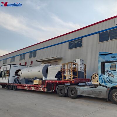 Ligne de production de tuyaux pré-isolés en PEHD couverts de PU avec coupe planétaire sans poussière et contrôle PLC Siemens pour le transport municipal d'eau et de gaz