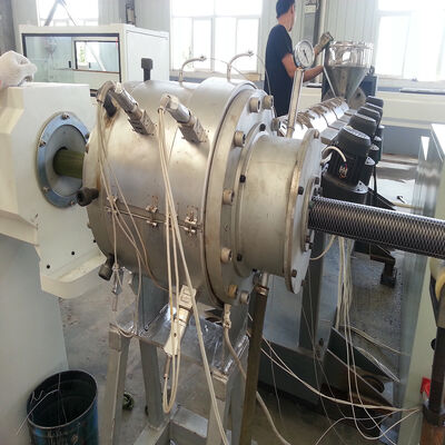 Sản xuất liên tục hiệu quả cao phù hợp với EN 253 PERT PEX dây chuyền sản xuất ống cách điện trước