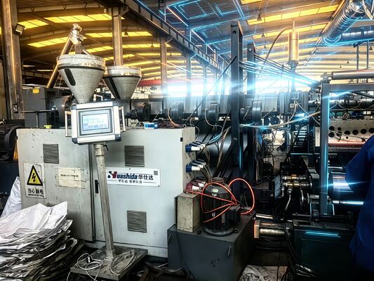 HDPE and PE Wrap Sheet Extruder with 150 - 500 kg/h Capacity and T-Die for Industrial Pipeline Protection