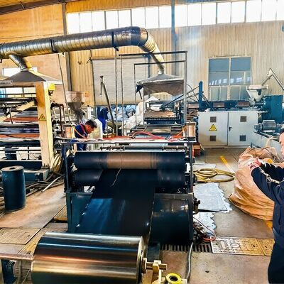 HDPE Heat Shrink Sleeves Production Line with Radiation Cross-Linked Backing and 70N Adhesive Strength for UV Resistant Pipeline Joints