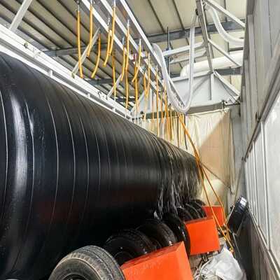 Automatic Polyurethane Spray HDPE PE Wrapping Steel Pipe Thermal Insulation Machine