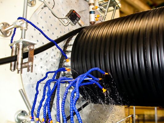 HDPE Corrugated Pipe Production Line with 800-2000mm Pipe Diameter, 900kg/H Capacity for Water Pipe Applications