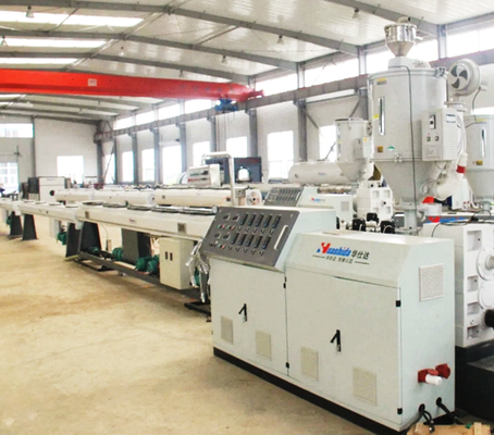 HDPE & PE Pipe Extrusion Equipment with 100 - 4000 mm Range, 500 - 2000 Kg/H Capacity, and Vacuum Calibrating Method